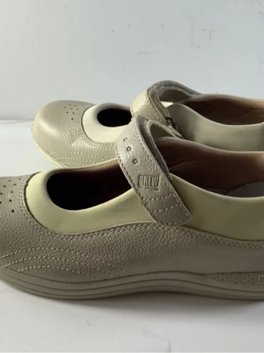 Women's Drew Rose Mary Jane Leather Loafers Shoes - Size 5.5 (WIDE)